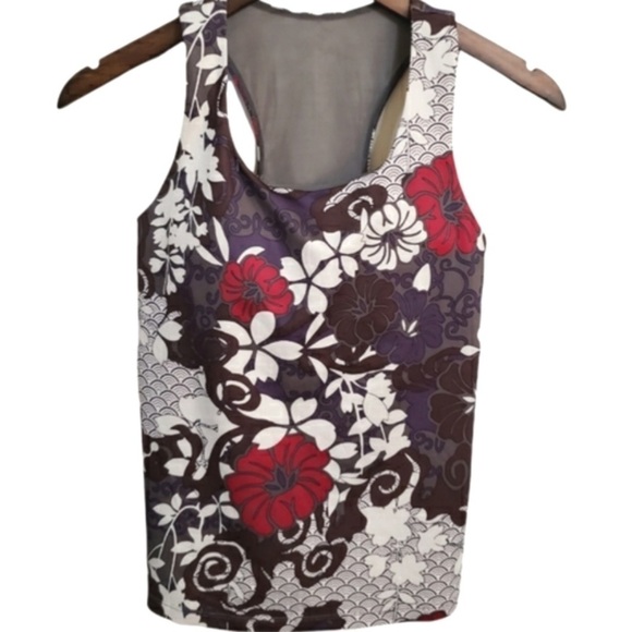 Athleta Floral Racerback Tank Top with Shelf Bra Size 36c - Picture 7 of 7